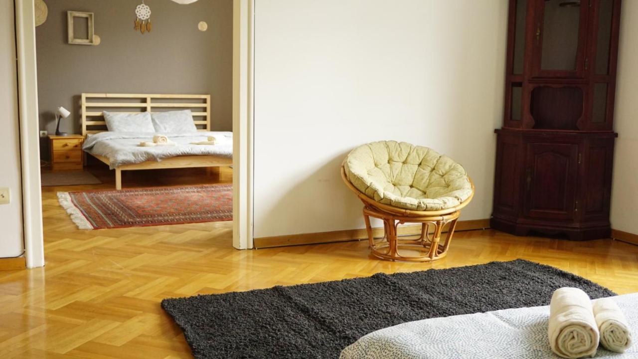Green Land Apartment Βελιγράδι Εξωτερικό φωτογραφία