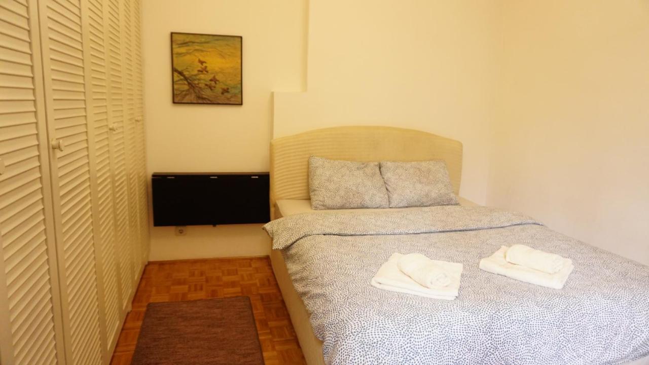 Green Land Apartment Βελιγράδι Εξωτερικό φωτογραφία